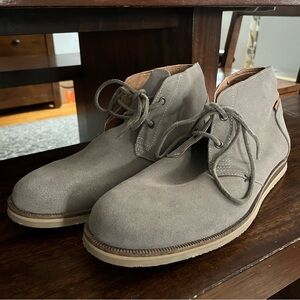 •Men’s Hari Mari adobe desert boots• Size 12